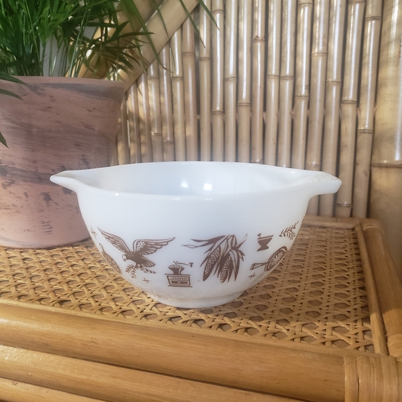 Pyrex Other - 🧁 2/$60!! VINTAGE!  Small Pyrex Early American Mixing Bowl